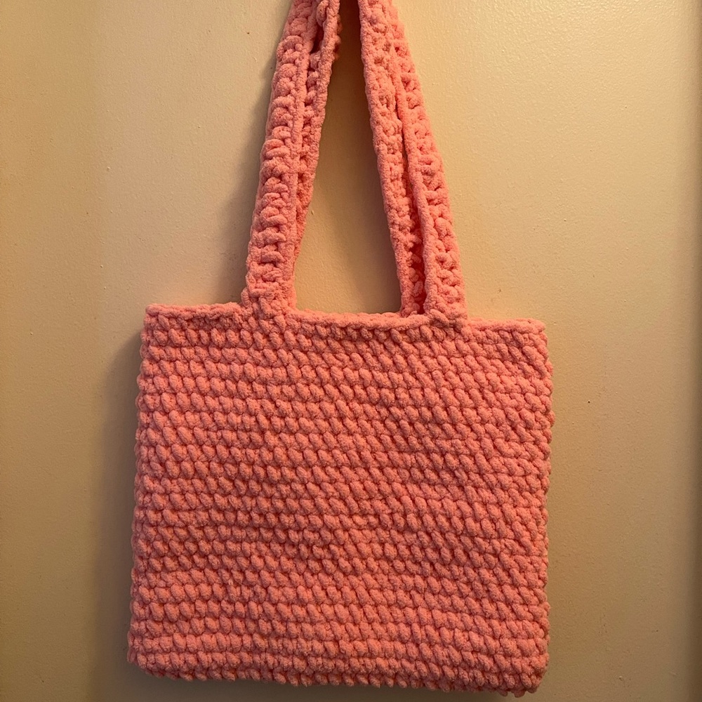 Pink chunky crochet tote bag